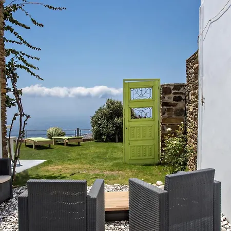 Octopus Sea View House * Arnados