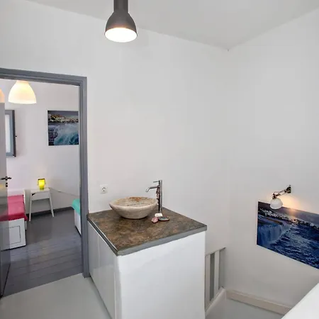 Octopus Sea View House Arnados